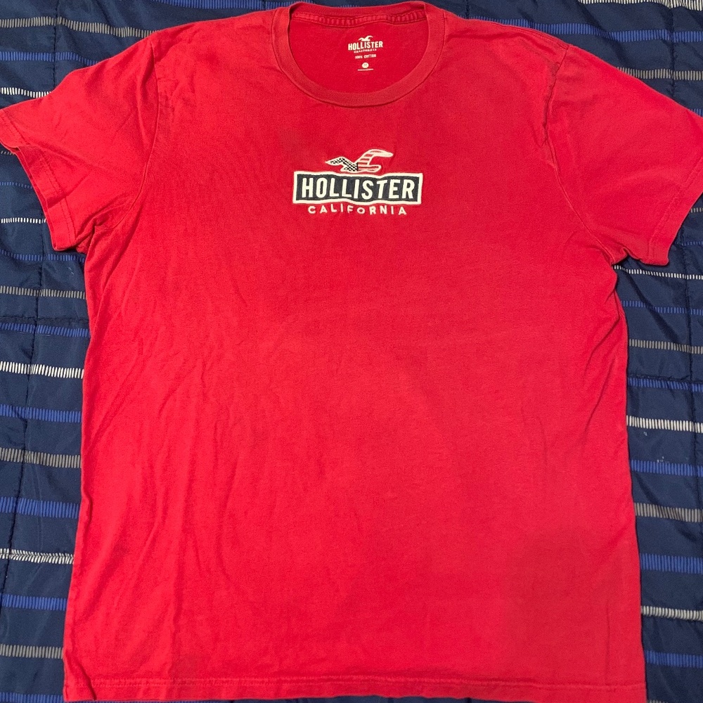 Hollister, Size medium, Red